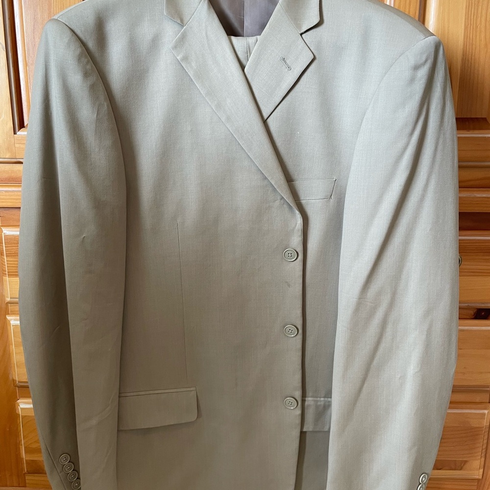 Men's Classic Tan Suit